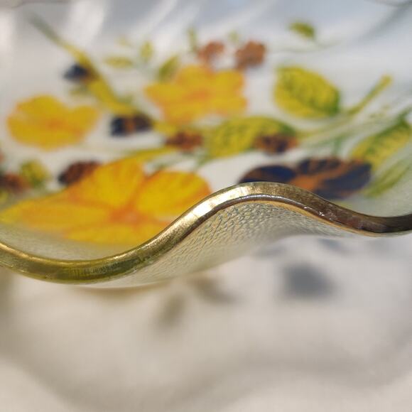 Gorgeous Reverse Painted Vtg. Ruffled Edge Gilt Trimmed Pebbled Bowl Yellow Blue - Picture 10 of 10